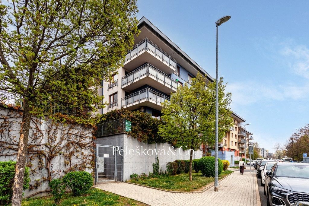 Garáž · 18 m² · Praha - Vysočany - 2