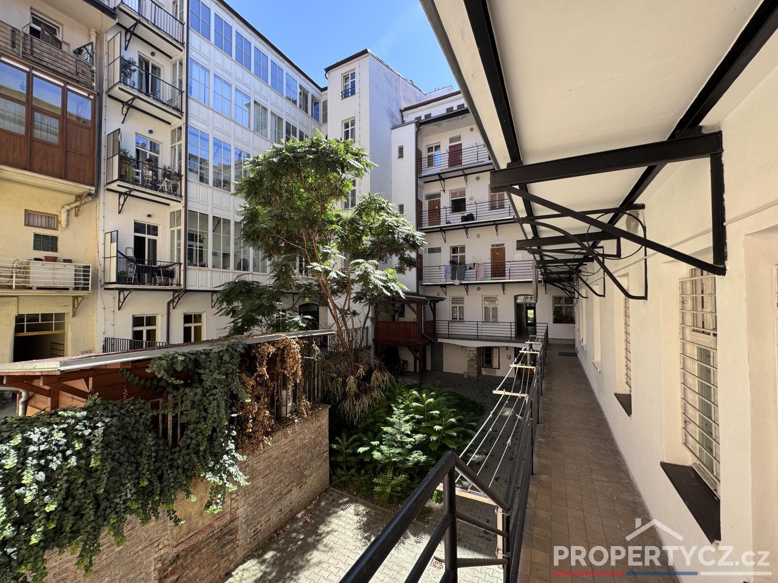 Prodej komerční - Arbesovo náměstí, Praha, 143 m² - 5
