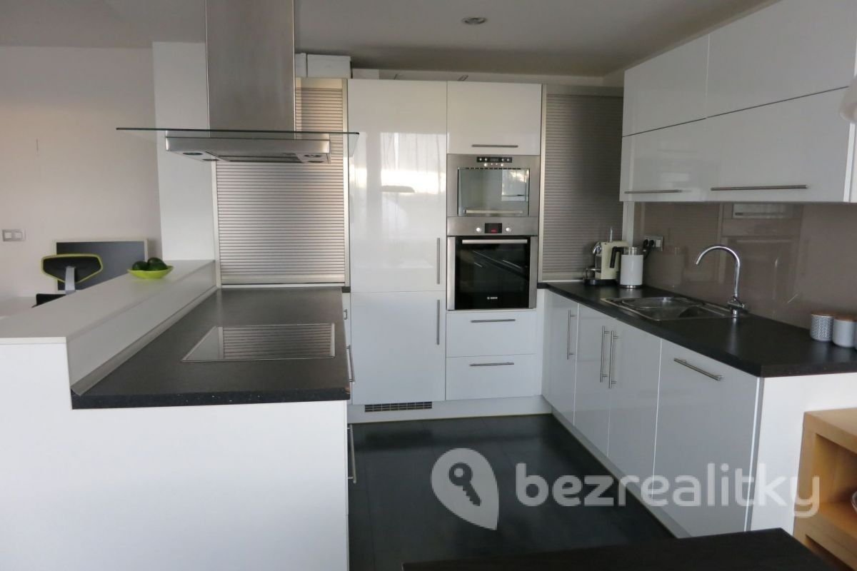 3+kk, Litvínovská, Praha - Prosek, 74 m² - 1