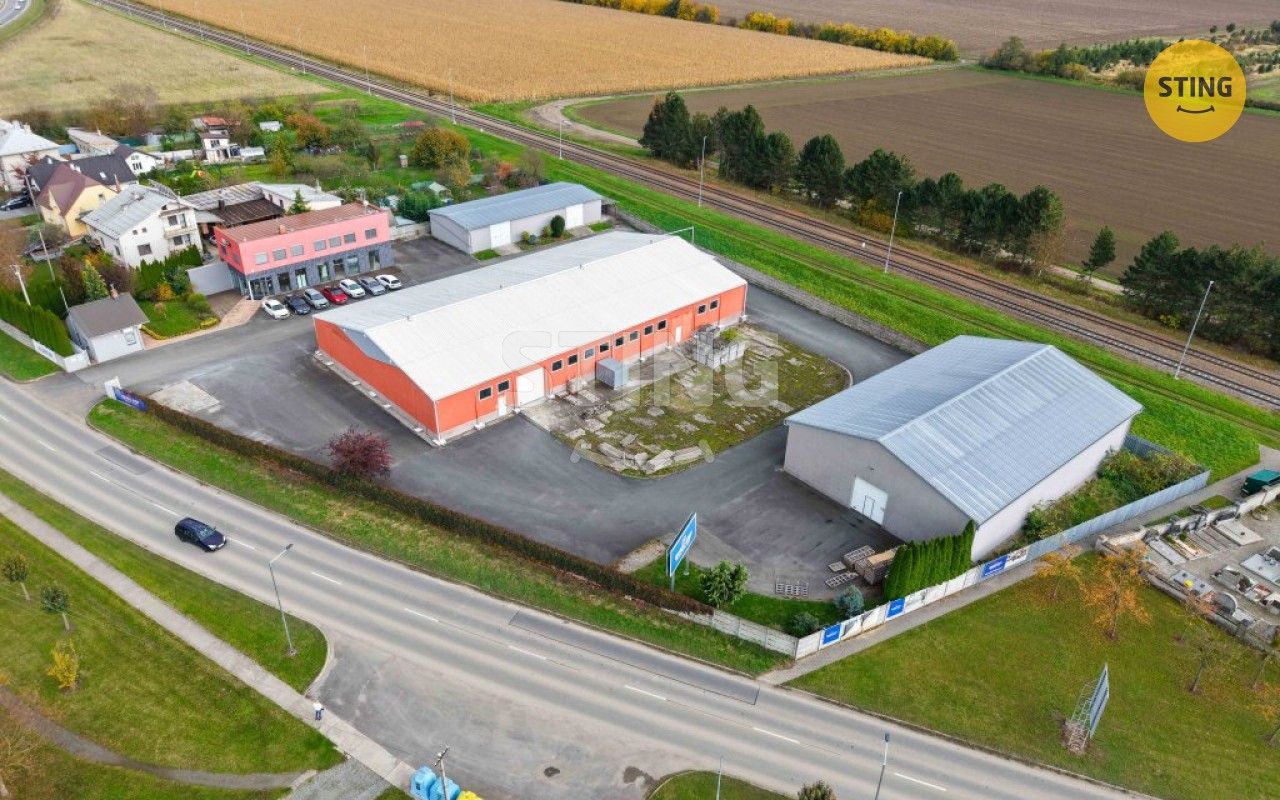 Pronájem sklad - Třebětice, 1 982 m²