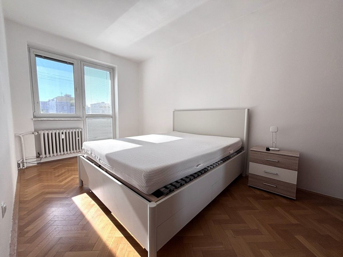 Byt 3+1 · 73 m² · Školní, Plzeň - 4