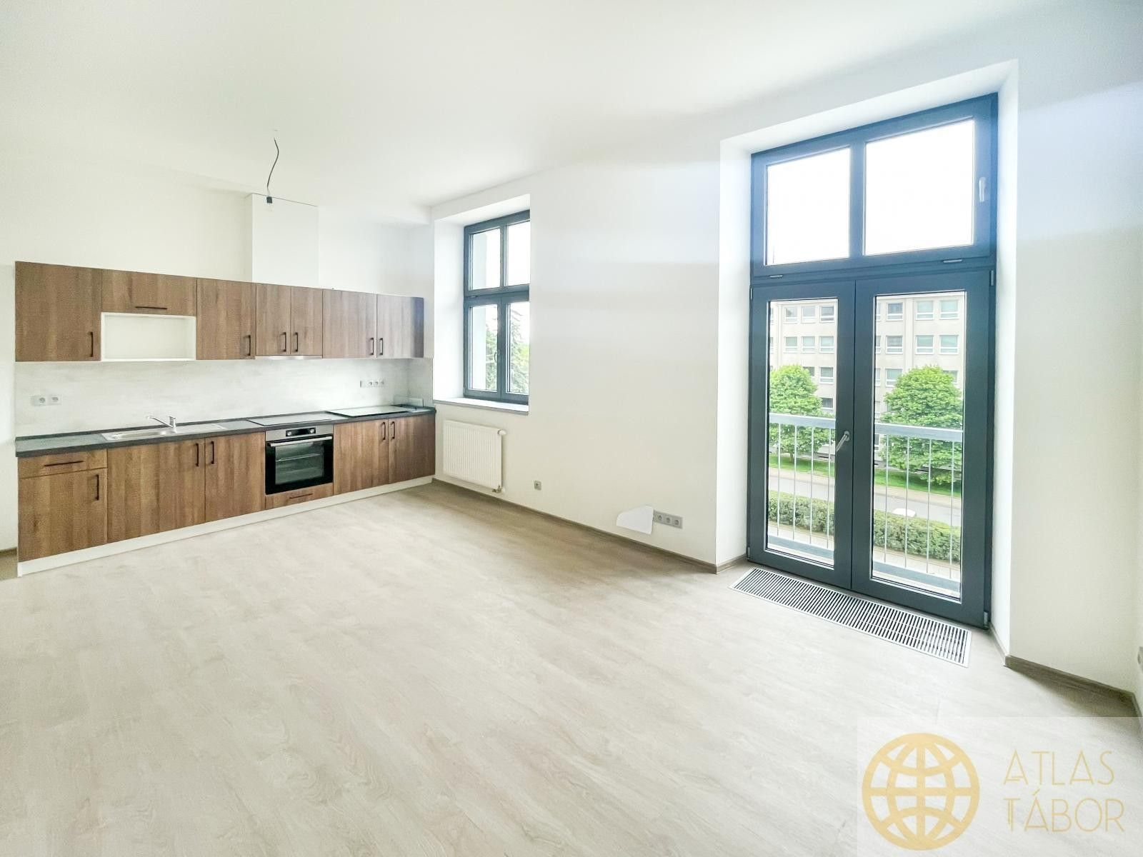 1+kk, Kpt. Jaroše, Tábor, 33 m²