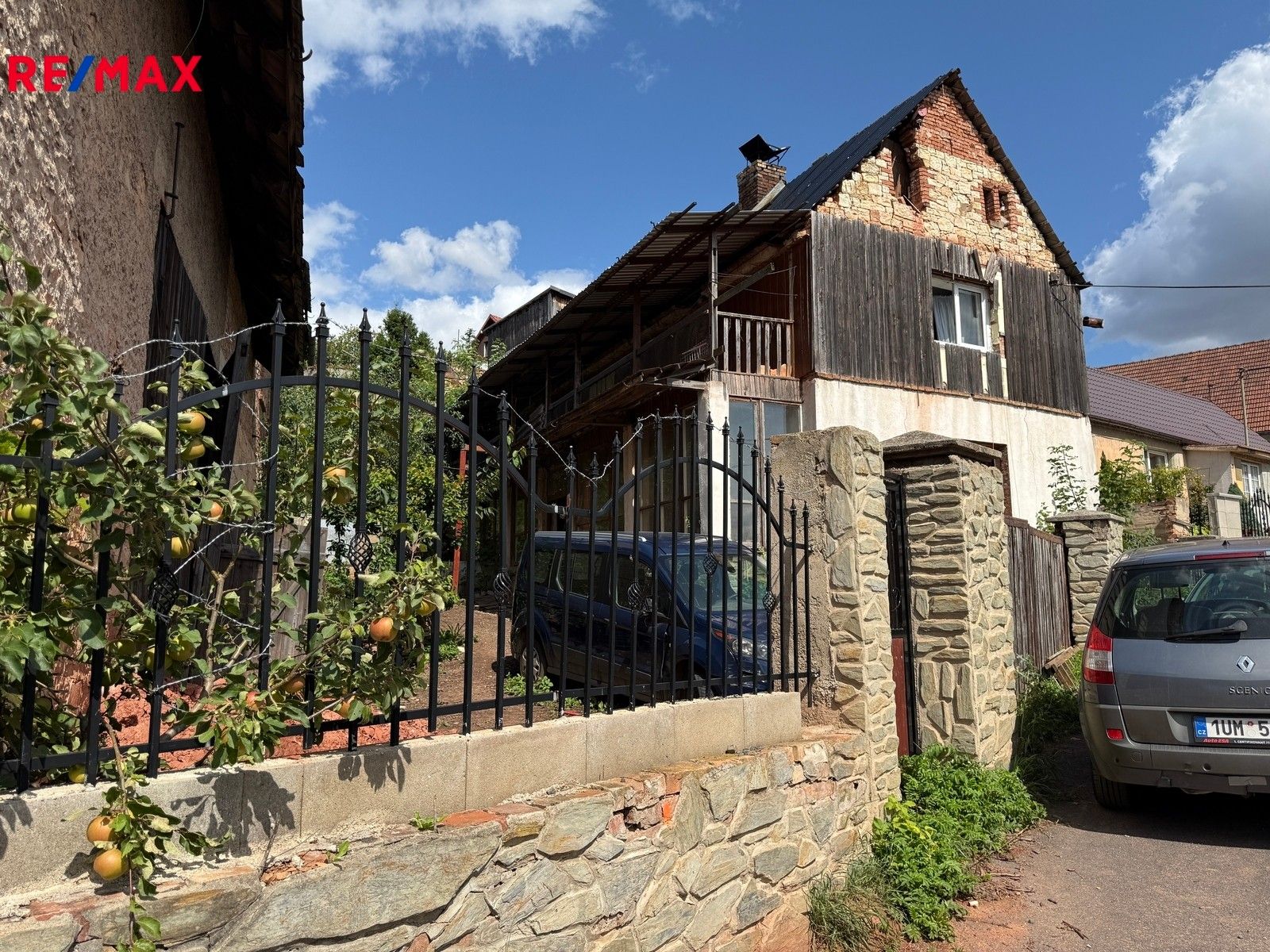 Prodej rodinný dům - Vinařice, 110 m²