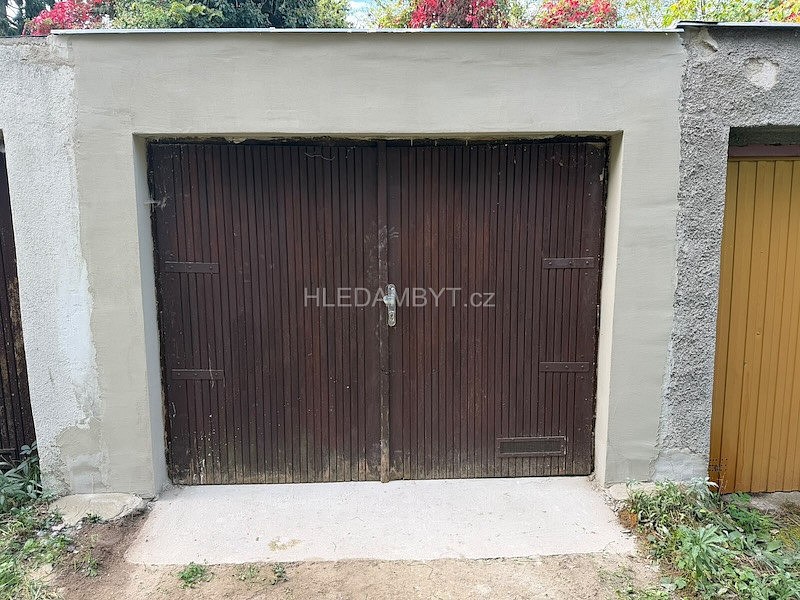 Nemovitost · 20 m² · V ostružiní, Praha 5 - Košíře - 3