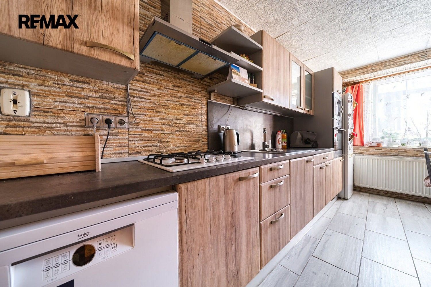 Prodej rodinný dům - Vémyslice, okres Znojmo, 280 m² - 2