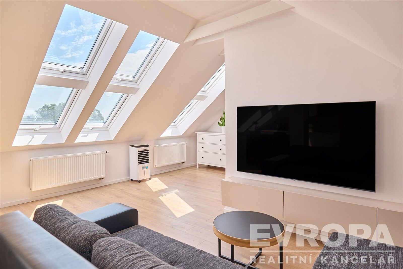 Prodej byt 3+kk - Libčany, 95 m² - 5