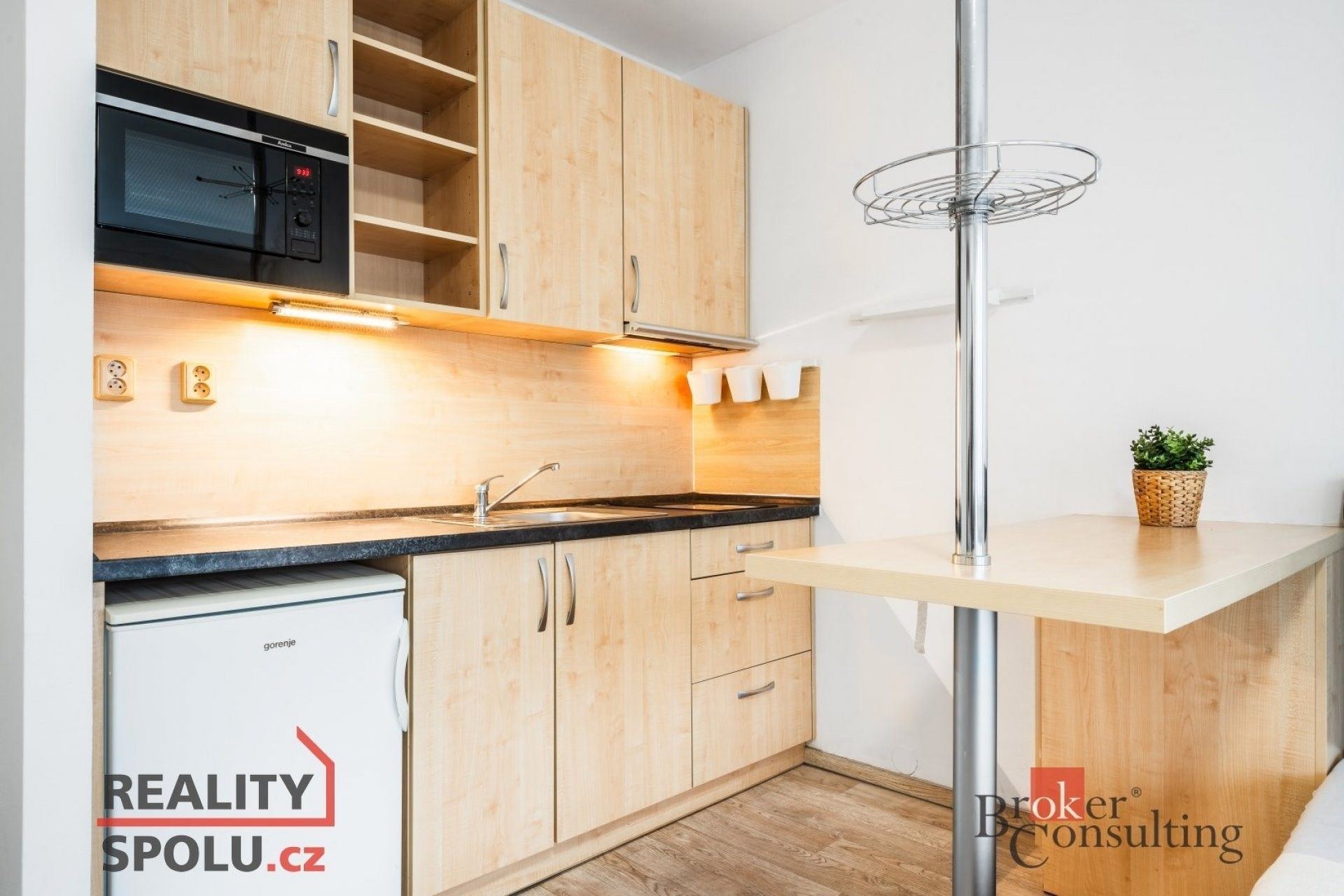 Prodej byt 1+kk - Sevastopolská, Brno, 33 m²