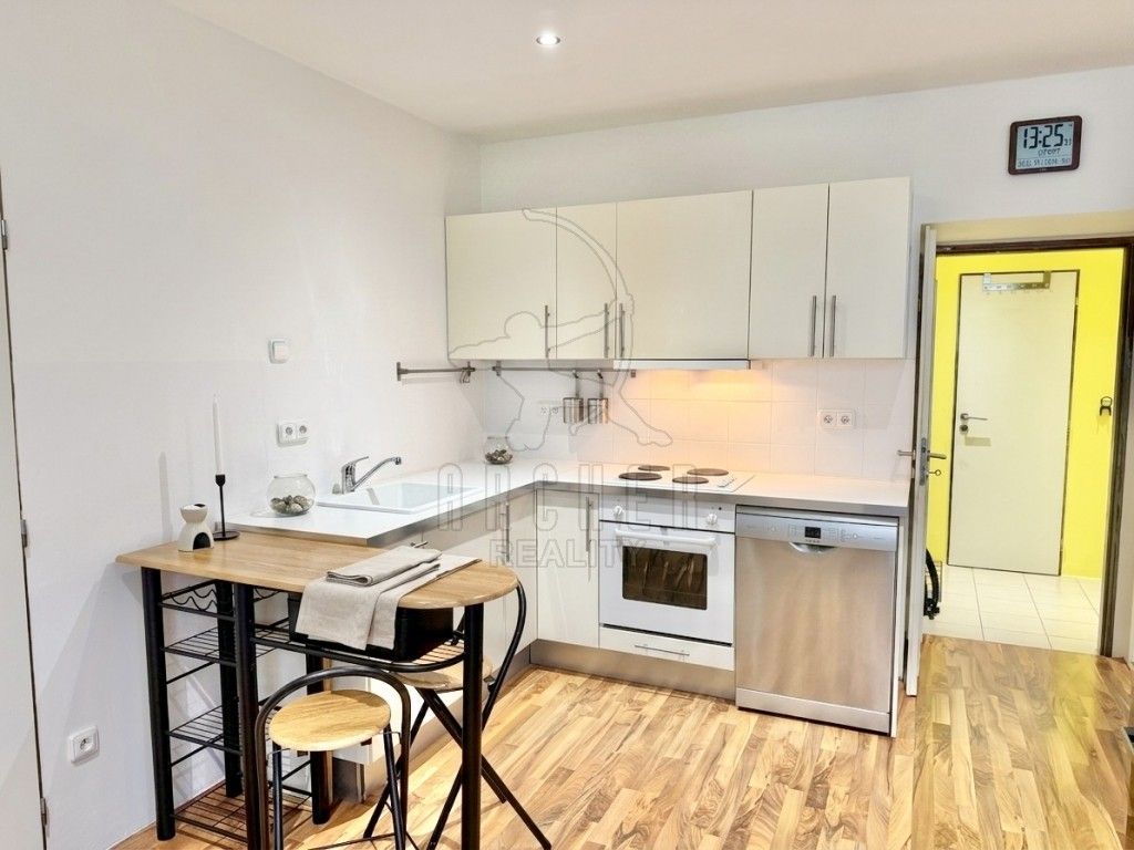 2+kk, Domažlická, Praha Žižkov, 43 m² - 1