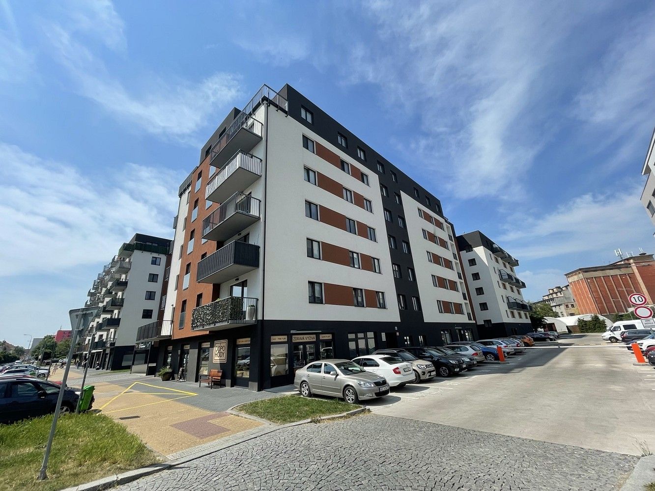 Pronájem byt 2+kk - Pardubice - Zelené Předměstí, Pardubický kraj, 53 m² - 1