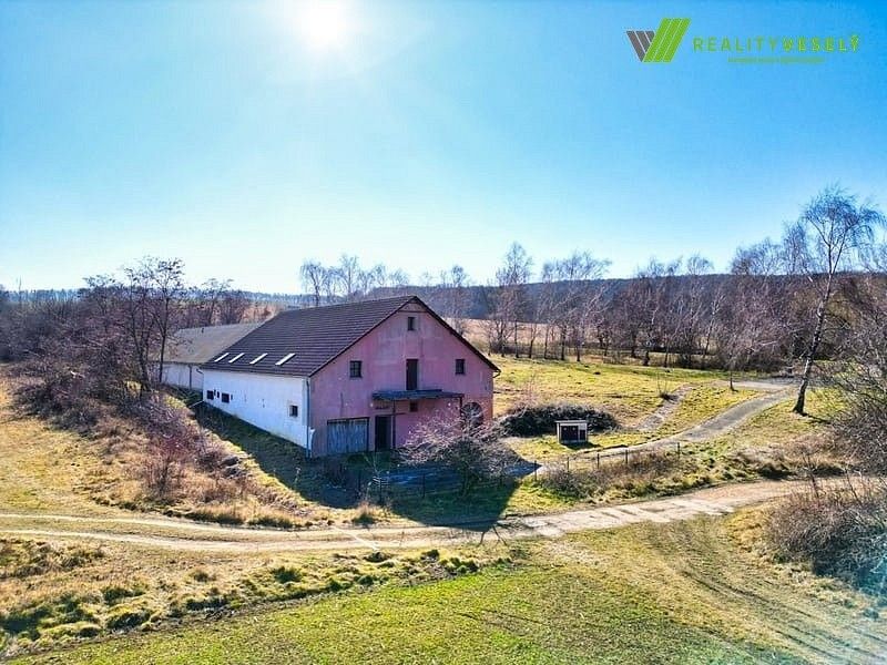 Rodinné domy, Tvarožná Lhota, okres Hodonín, 750 m² - 2