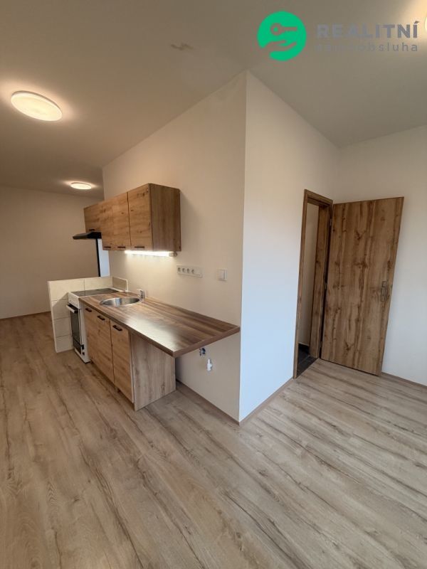 2+1, Školní pěšina, Chomutov, 59 m²