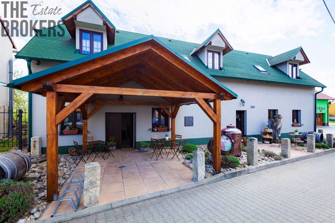 Ubytovací zařízení, Na štěrkách 560, Březí, 333 m² - 2