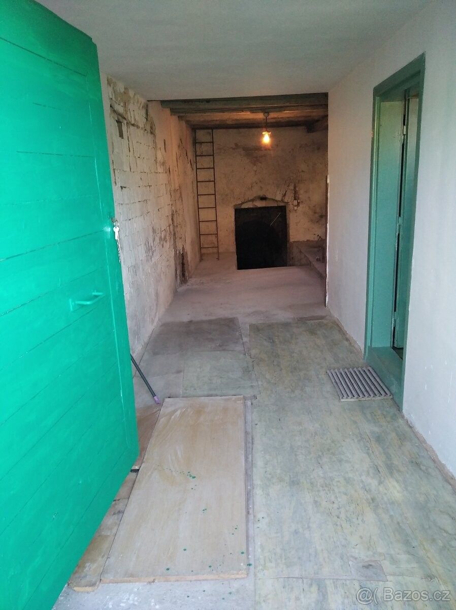 Prodej ostatní - Dolní Bojanovice, 696 17