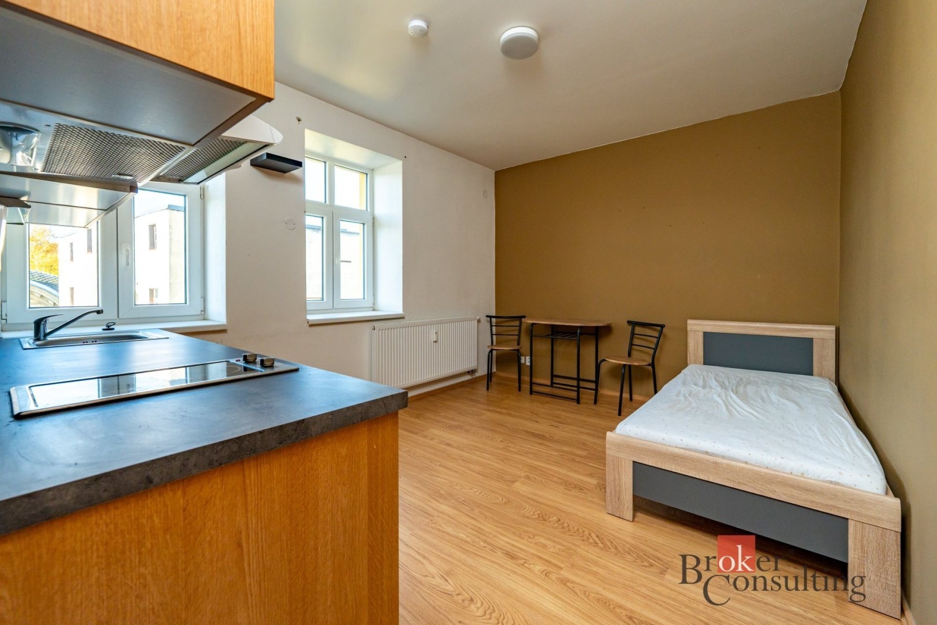 Pronájem byt 1+kk - Anenské náměstí, Jablonec nad Nisou, 18 m² - 2