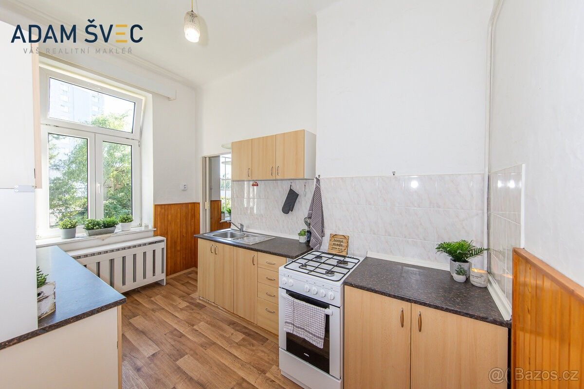 Prodej byt - Bukovany, 779 00