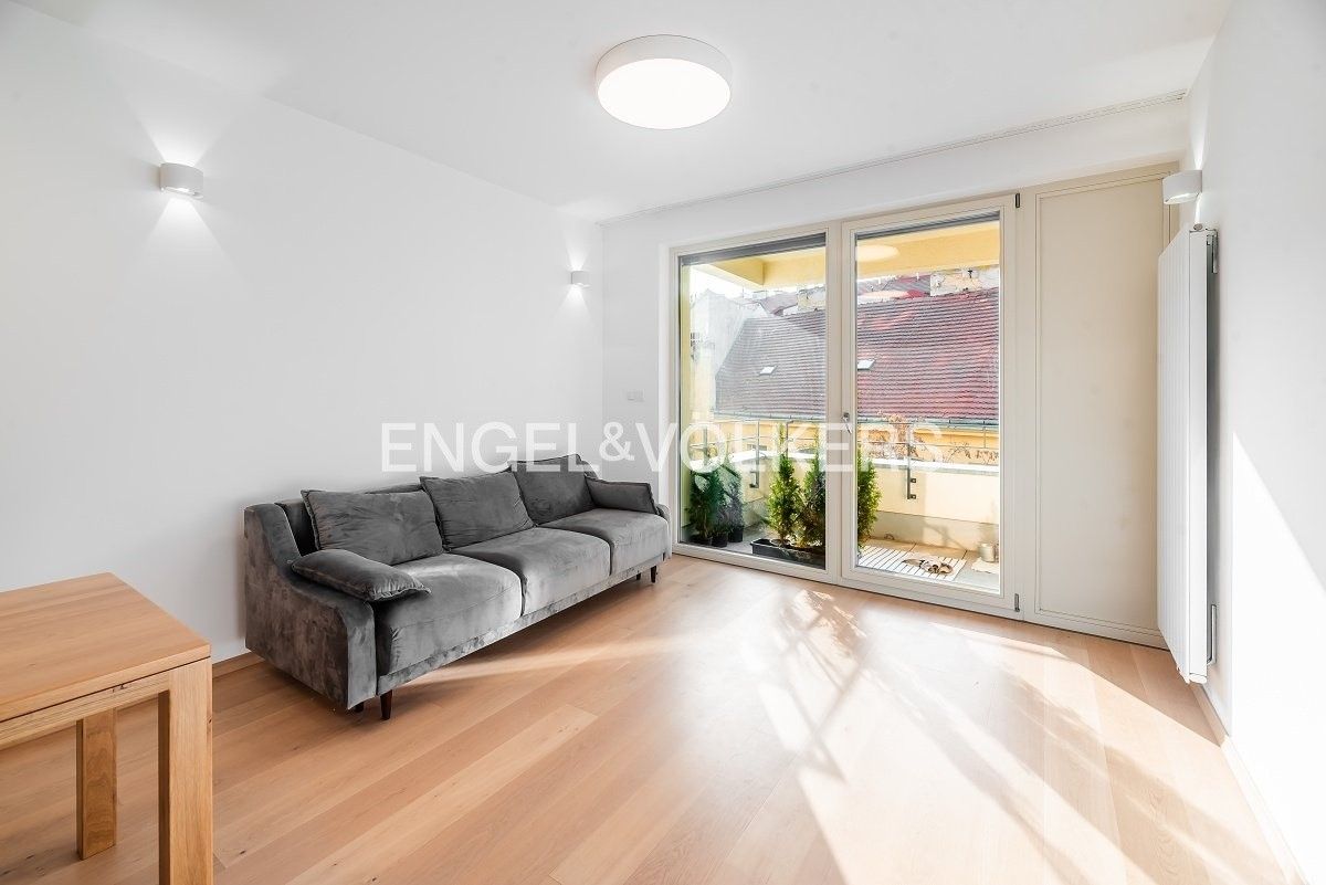 Pronájem byt 2+kk - Krakovská, Praha, 60 m²