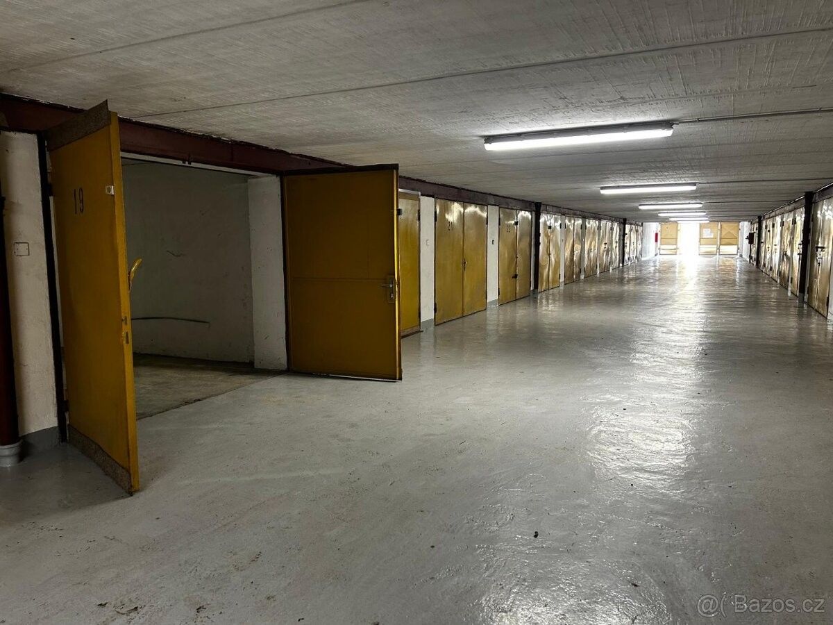 Pronájem garáž - Praha, 181 00