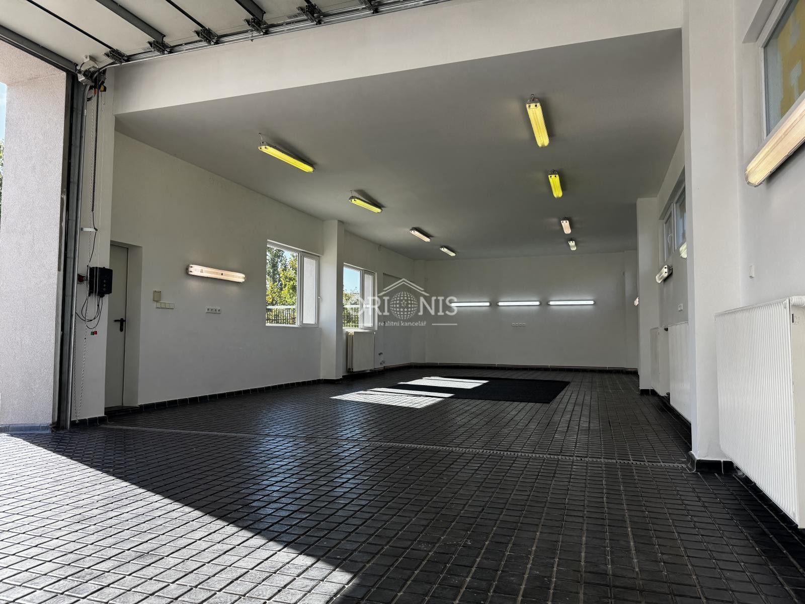 Výrobní prostory, Grégrova, Chomutov, 147 m²