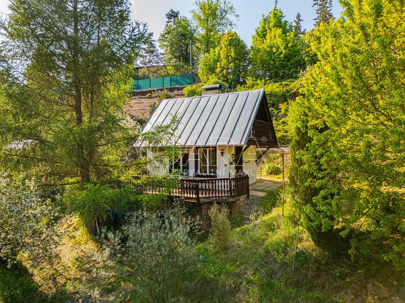 Chaty, Za Homolí, Černolice, 50 m²