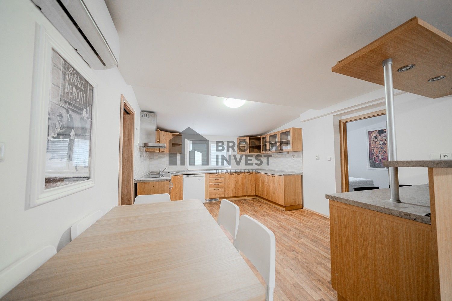 Byt 6+kk a více · 150 m² · Praha, Hlavní město Praha - 3