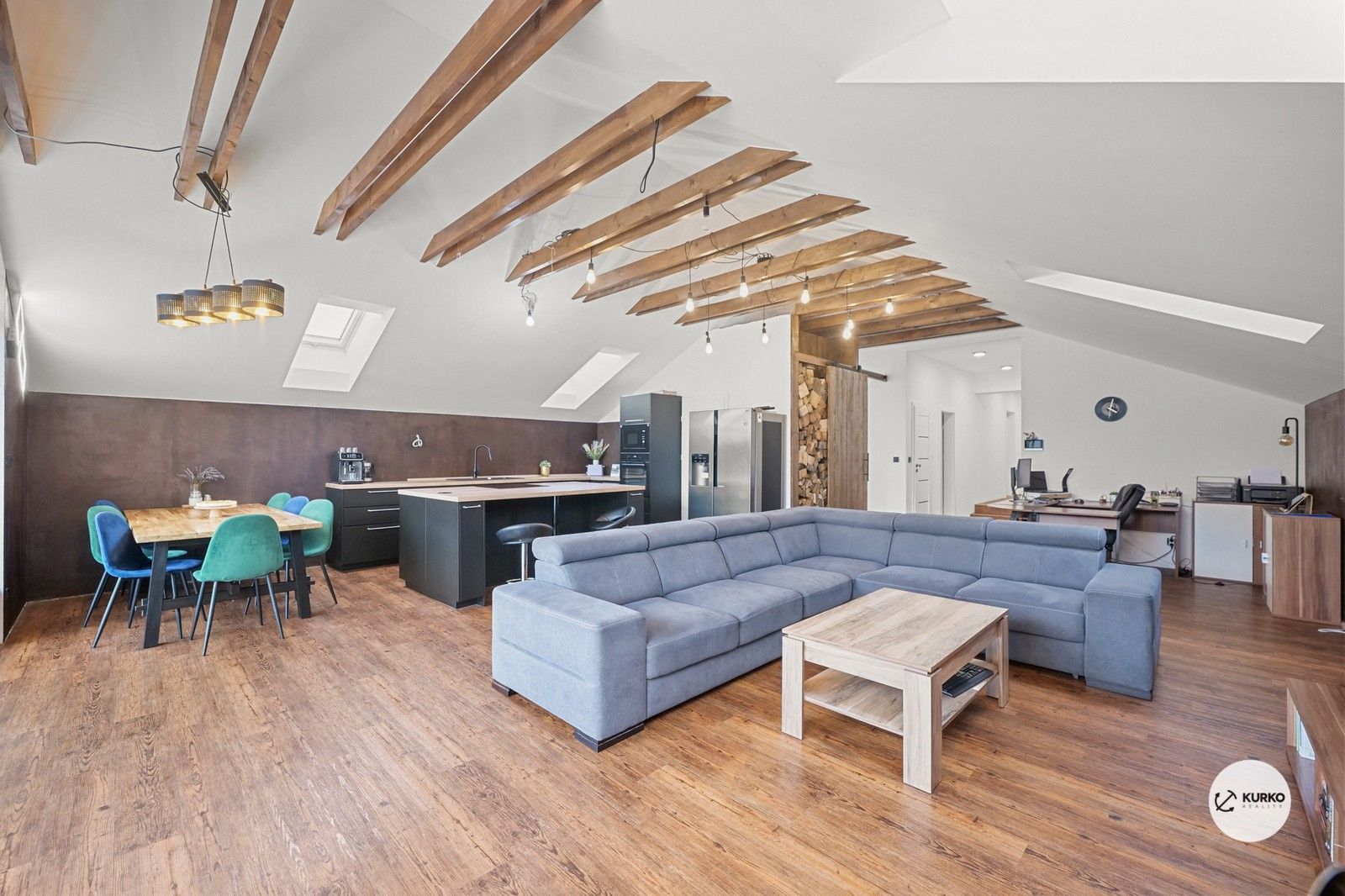 Rodinné domy, Čeladná, 202 m²