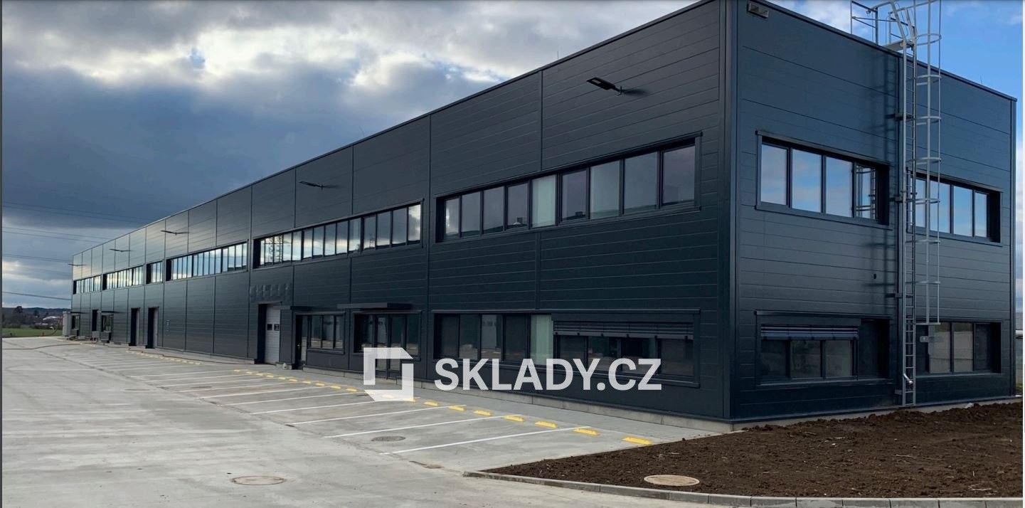 Sklady, Tuchoměřice, 330 m²