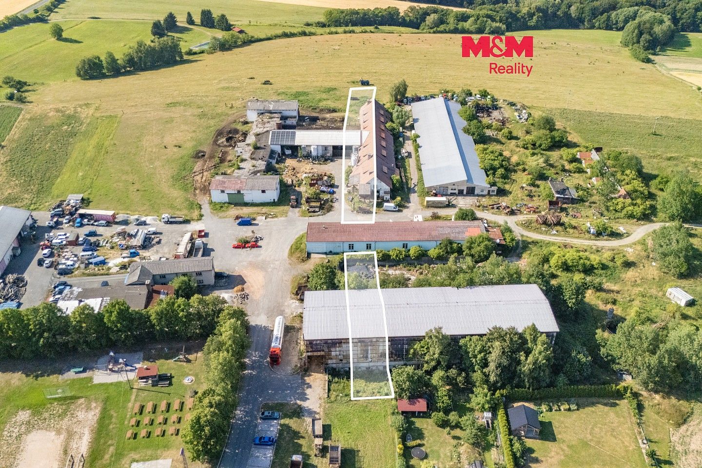 Komerční pozemek, 3 014 m²