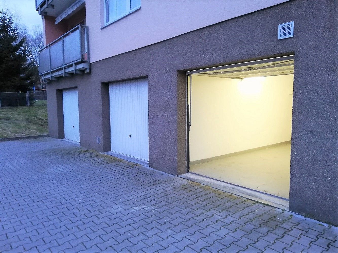 Garáže, Pastelová, Liberec - Liberec VI-Rochlice, 18 m² - 2