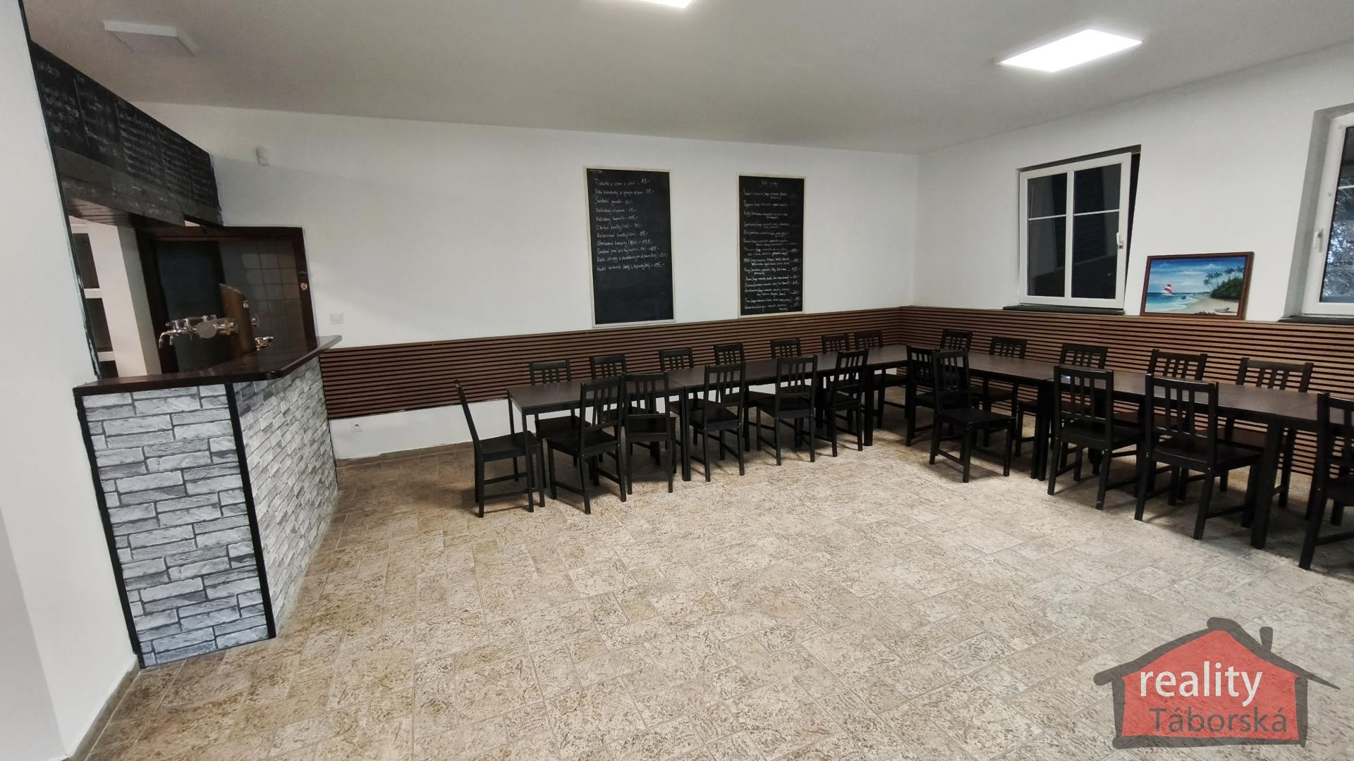 Komerční nemovitost · 241 m² · Nupacká, Nupaky - 4