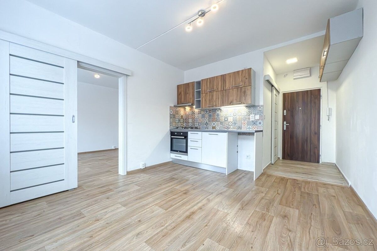 Byty, Chomutov, 430 03