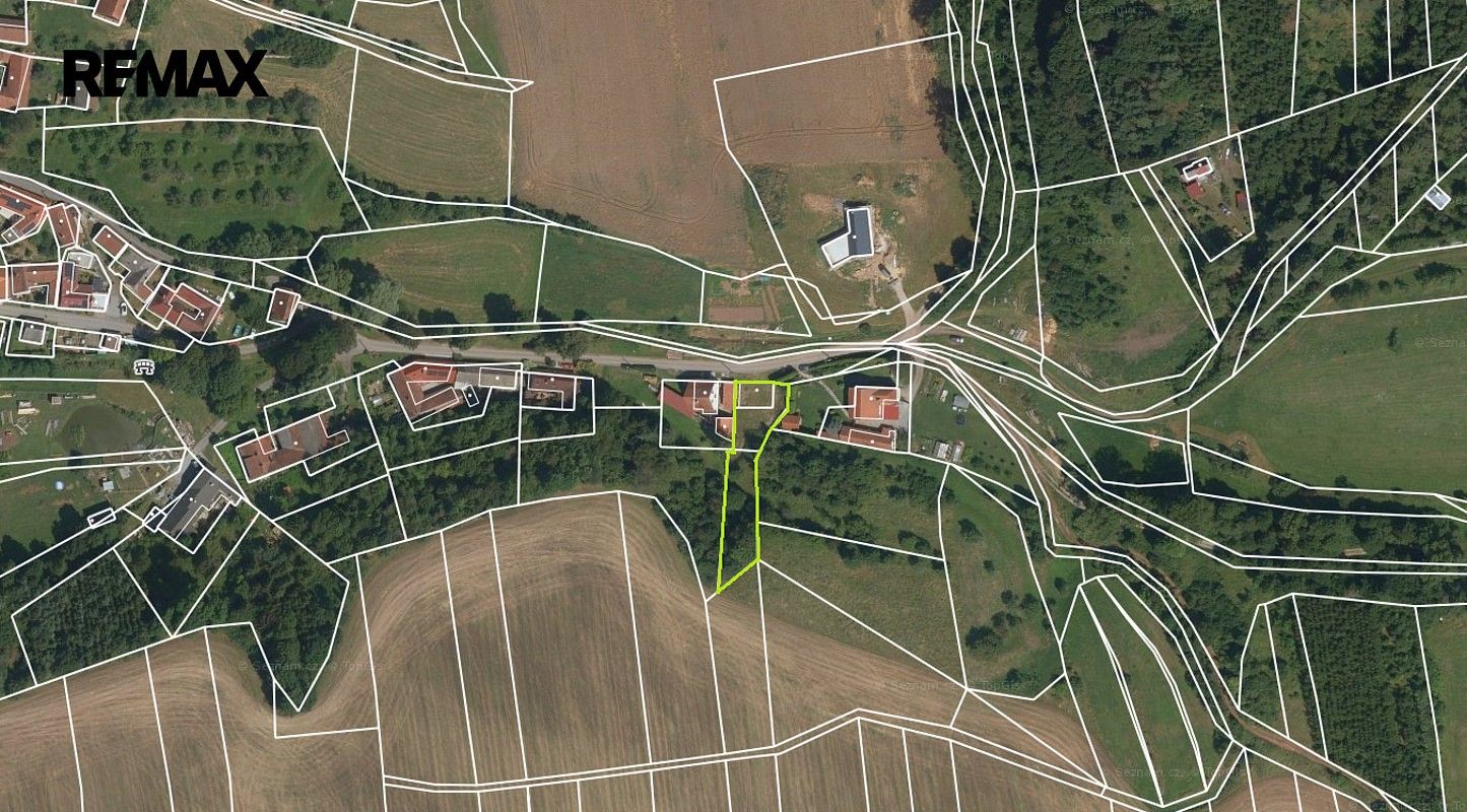 Pozemek pro bydlení, 911 m²
