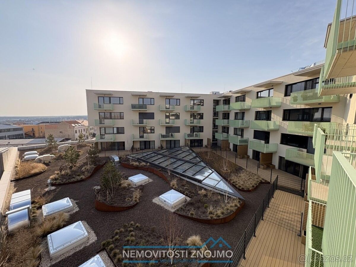 Pronájem byt - Znojmo, 669 02