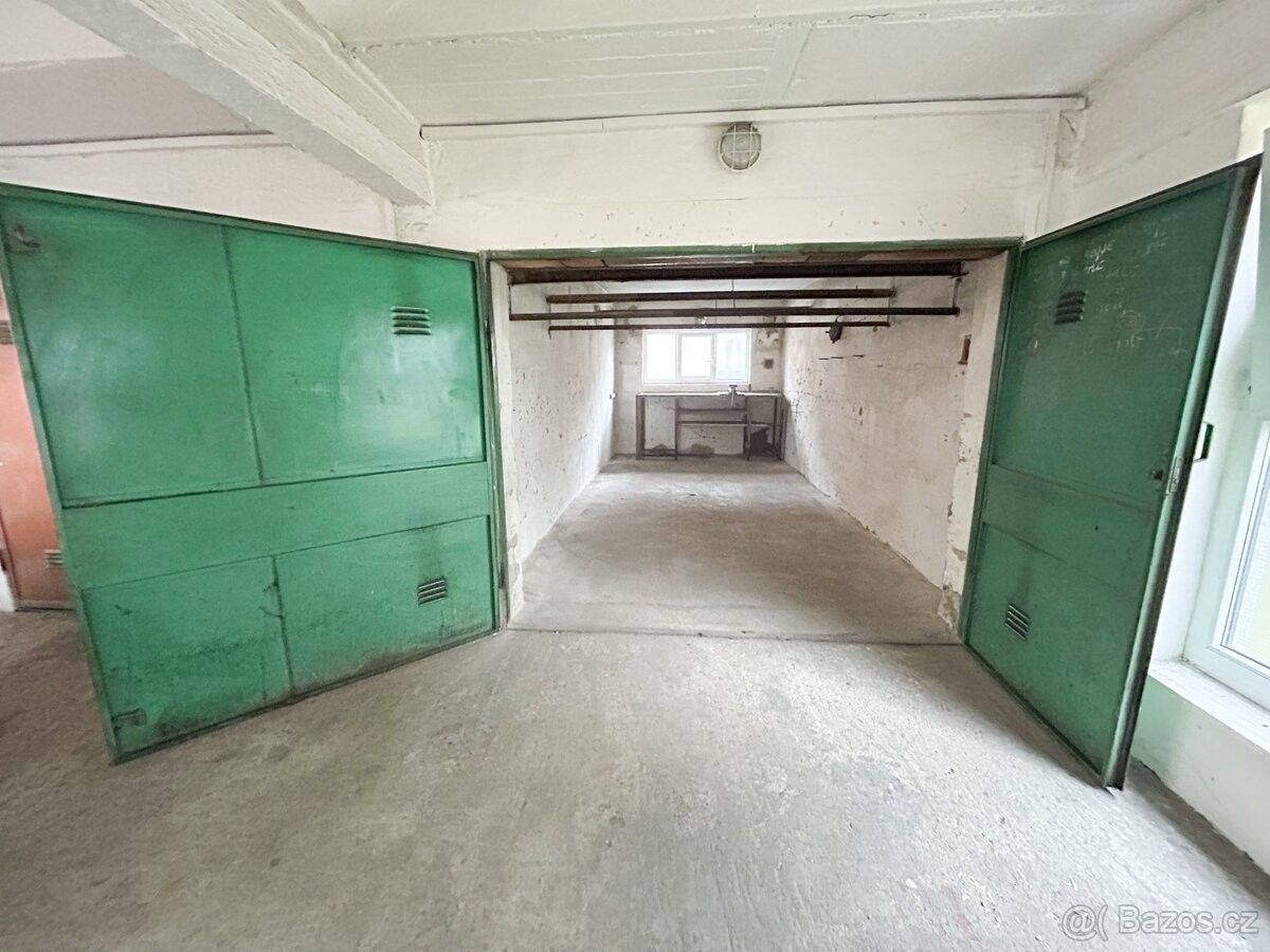 Prodej garáž - Přerov, 750 02