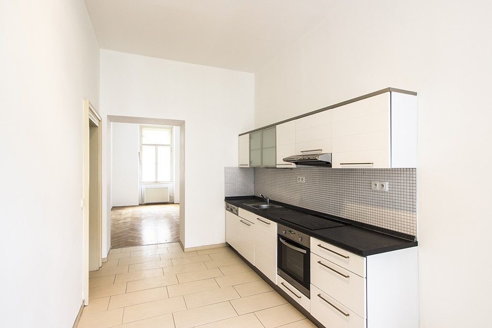 Byt 2+1 · 54 m² · U Akademie, Praha - Bubeneč - 3