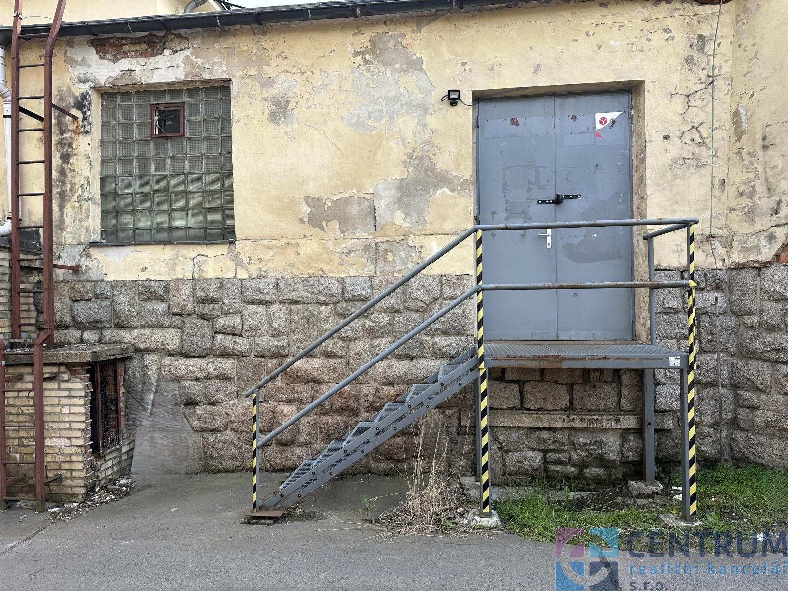 Sklad · 70 m² · Hanychovská  , Liberec - 4