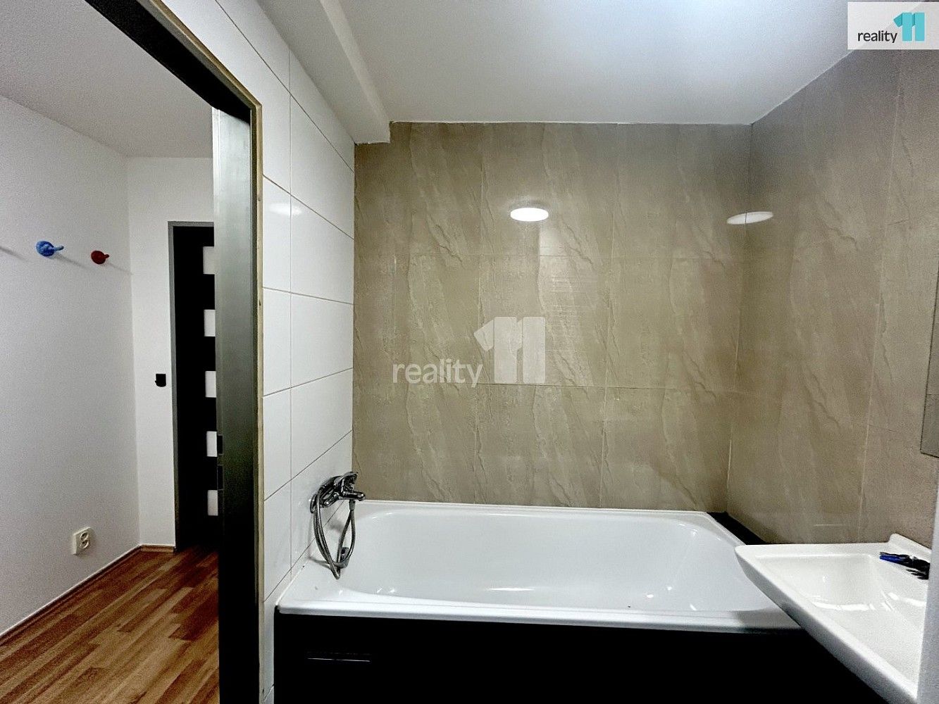 Byt 3+kk · 75 m² · Praha - Hrdlořezy, okres Praha 9, Hlavní město Praha - 4
