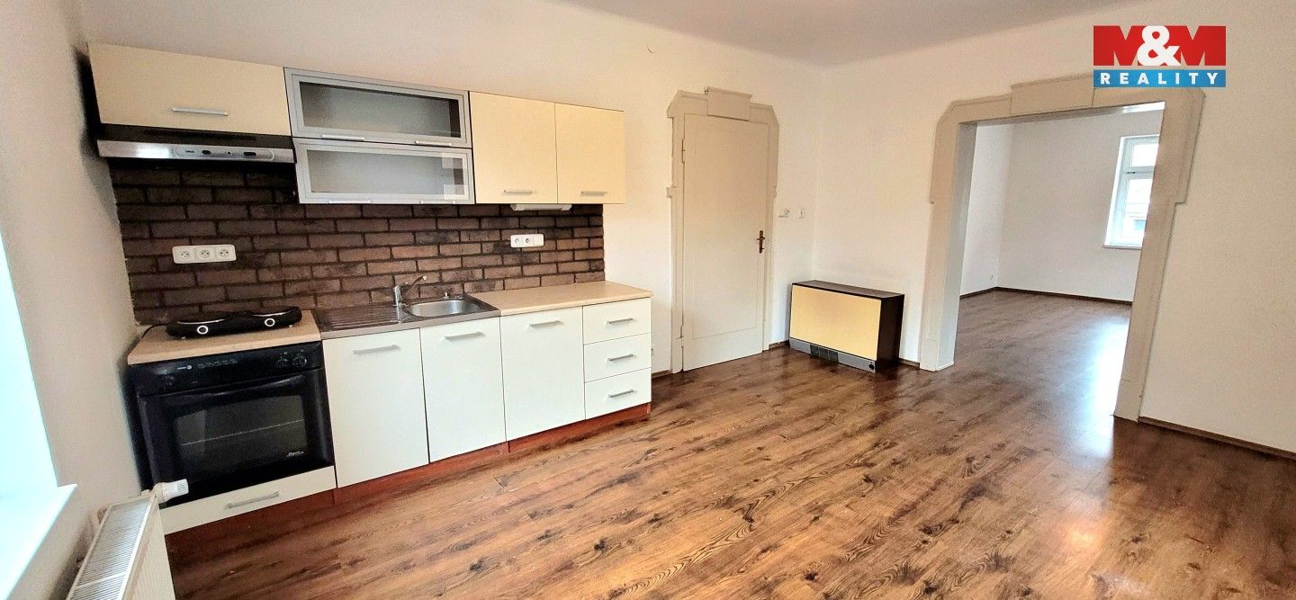 Pronájem byt 2+kk - Krkonošská, Tanvald, 54 m²