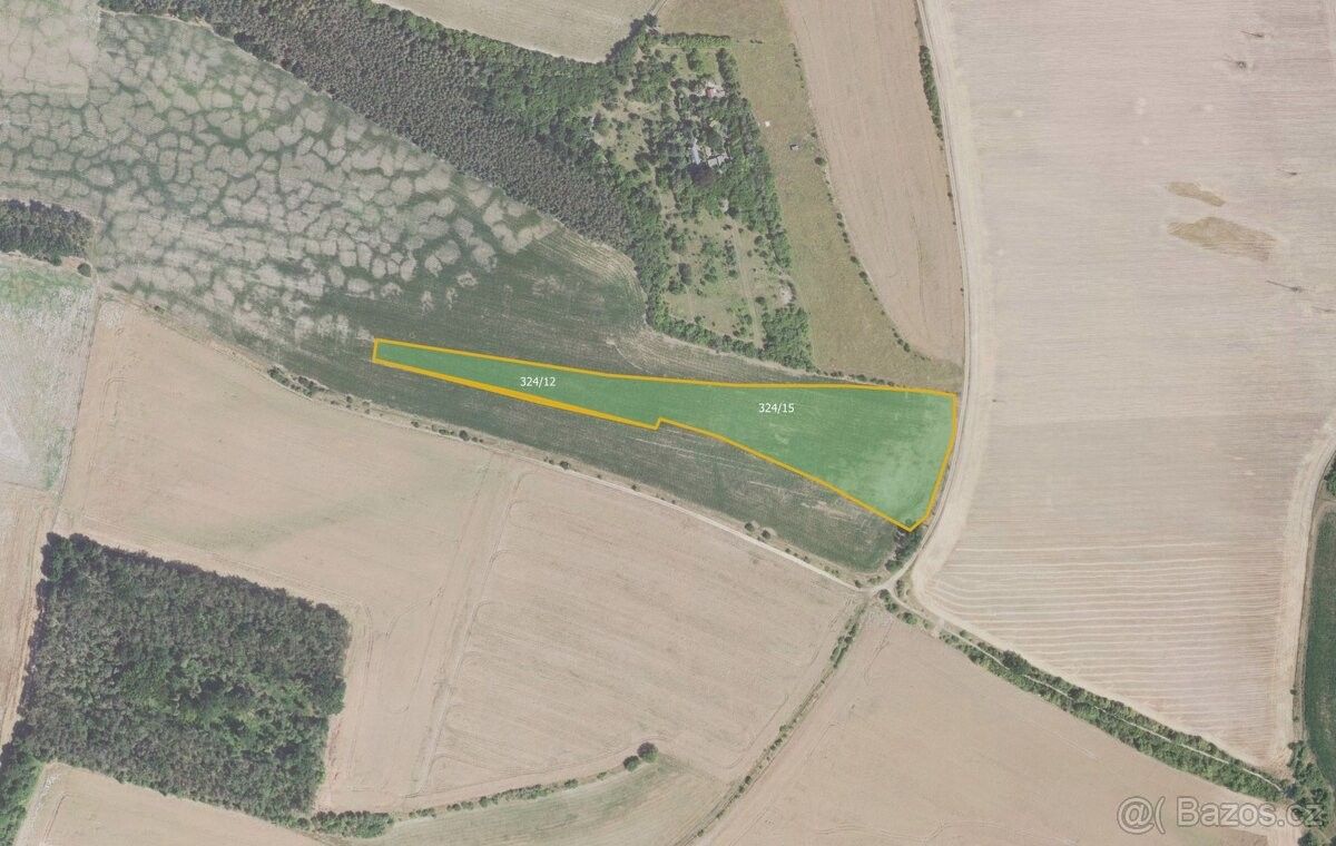 Pozemky pro bydlení, Velvary, 273 24