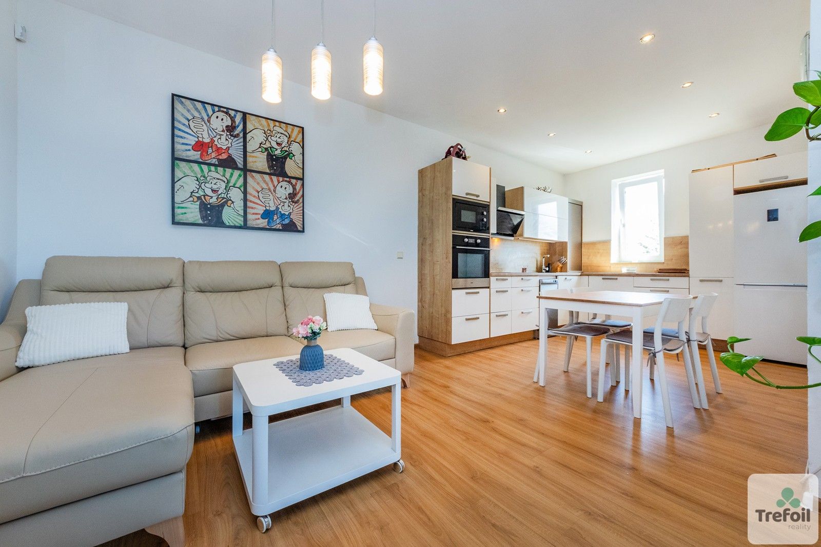 3+kk, Komenského, Šestajovice, 77 m²