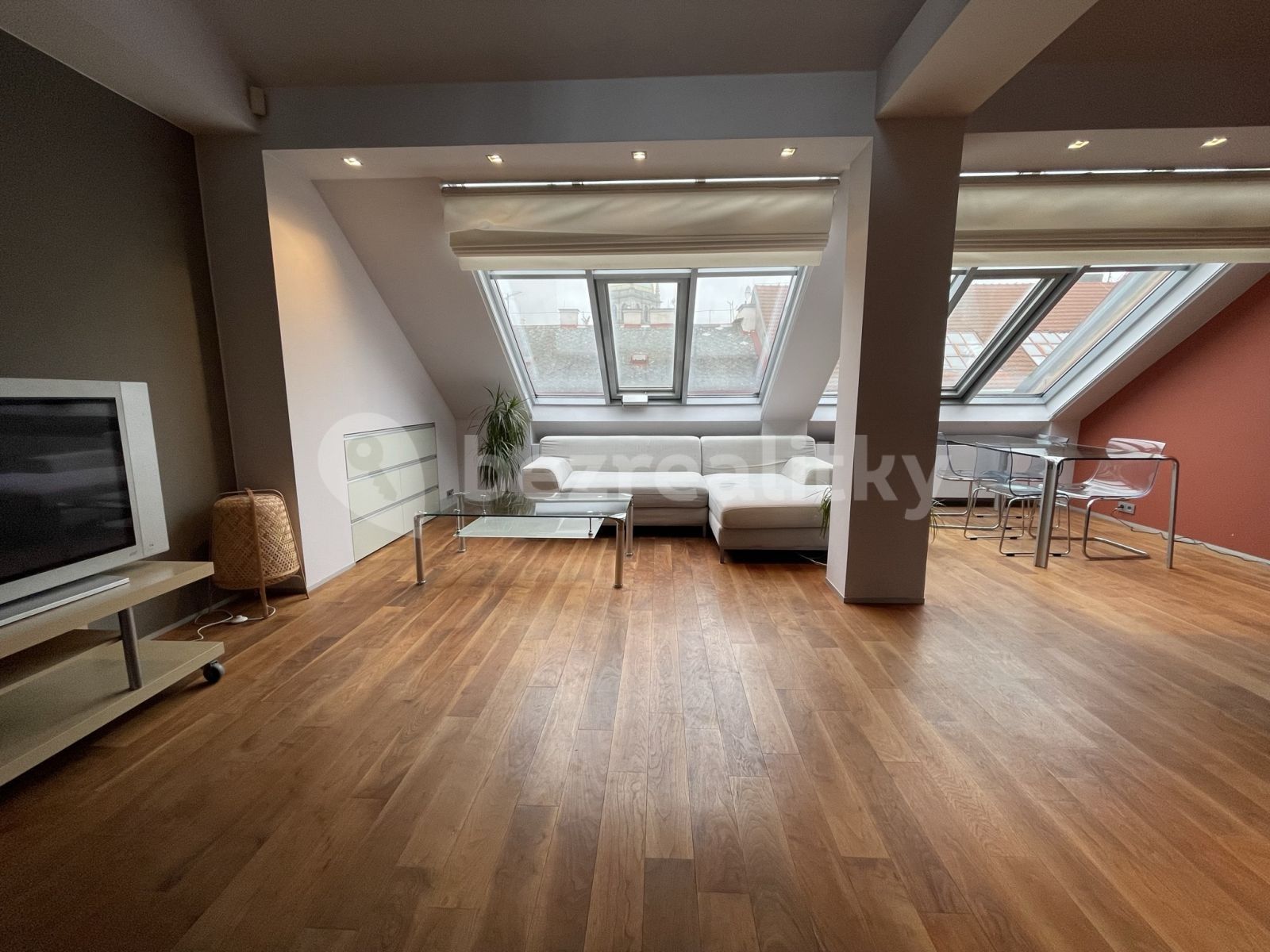 3+1, Krakovská, Praha - Nové Město, 94 m² - 1