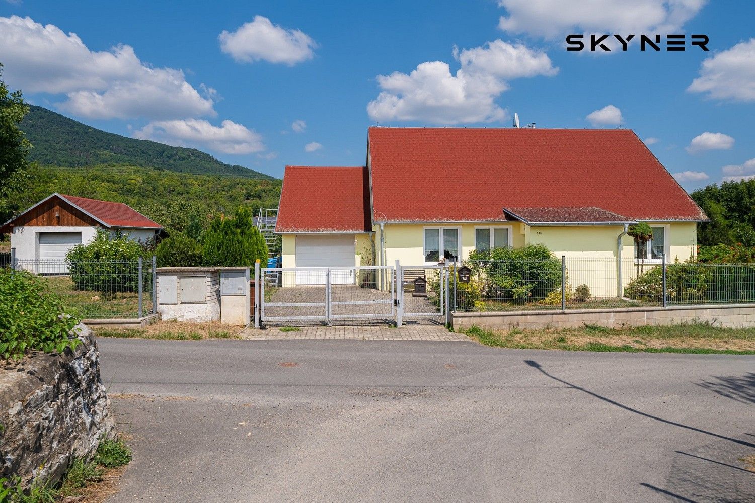 Rodinné domy, Žitenice, okres Litoměřice, Ústecký kraj, 147 m² - 2