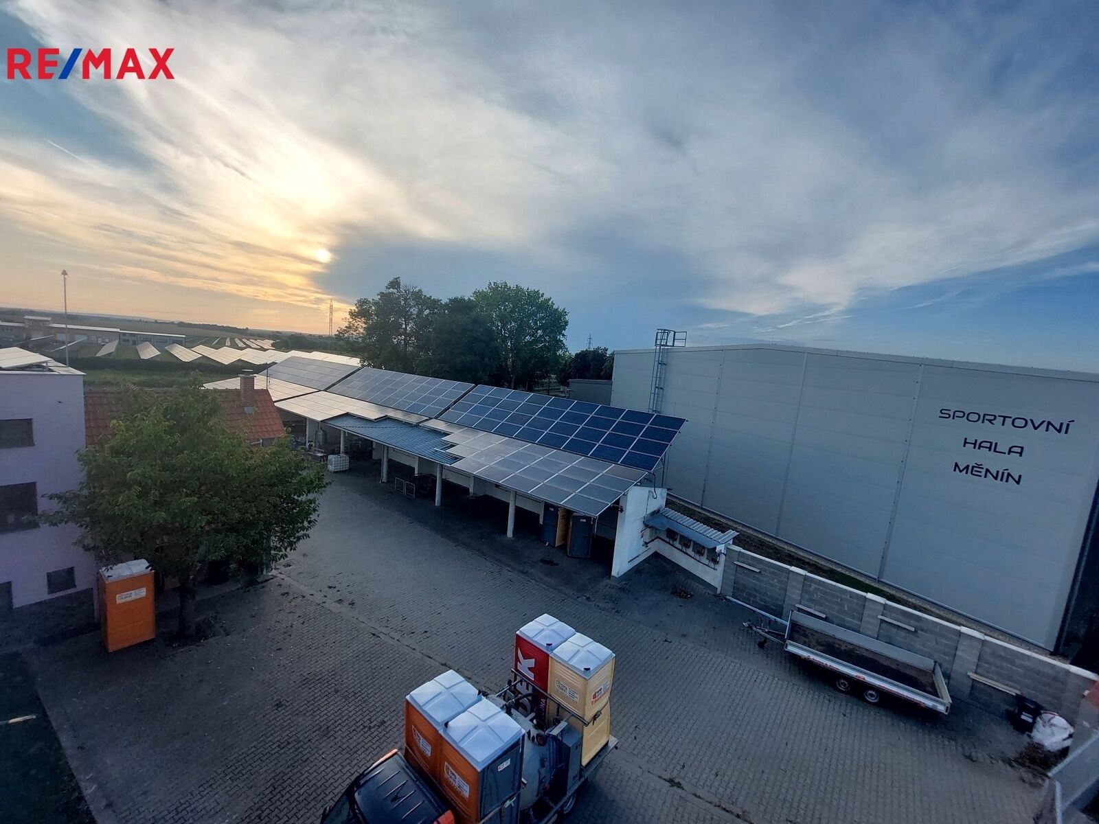 Pronájem sklad - Měnín, 1 m²