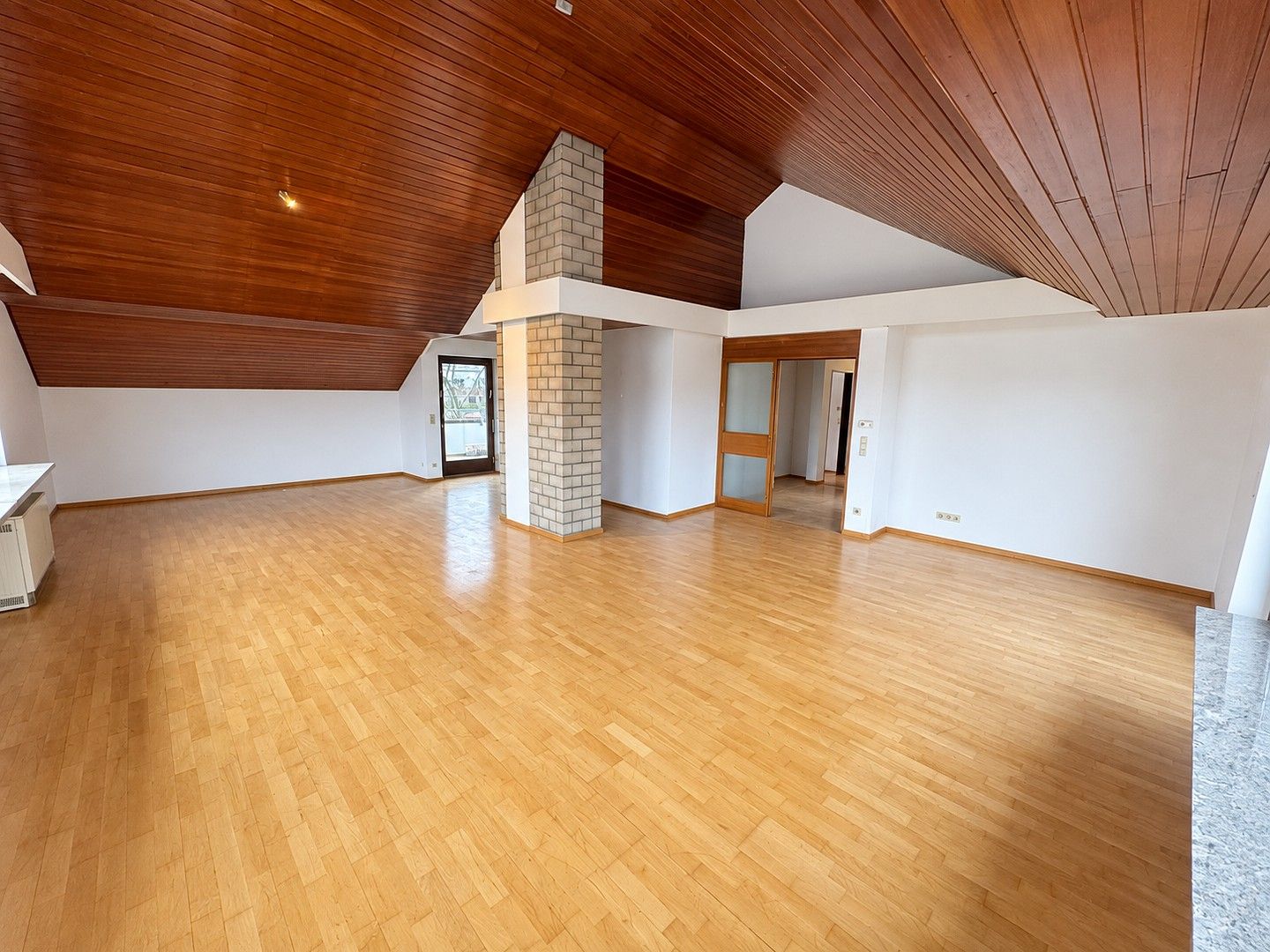 4+1, Bertholdstraße 14, , Bádensko-Württembersko, 156 m² - 2
