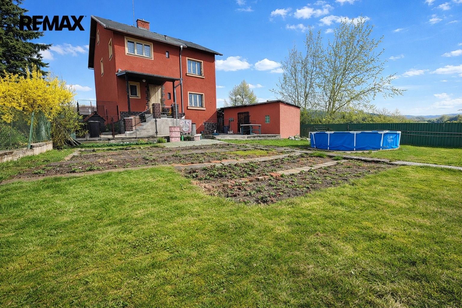 Rodinné domy, Teplická 329, Hrob, 160 m² - 1