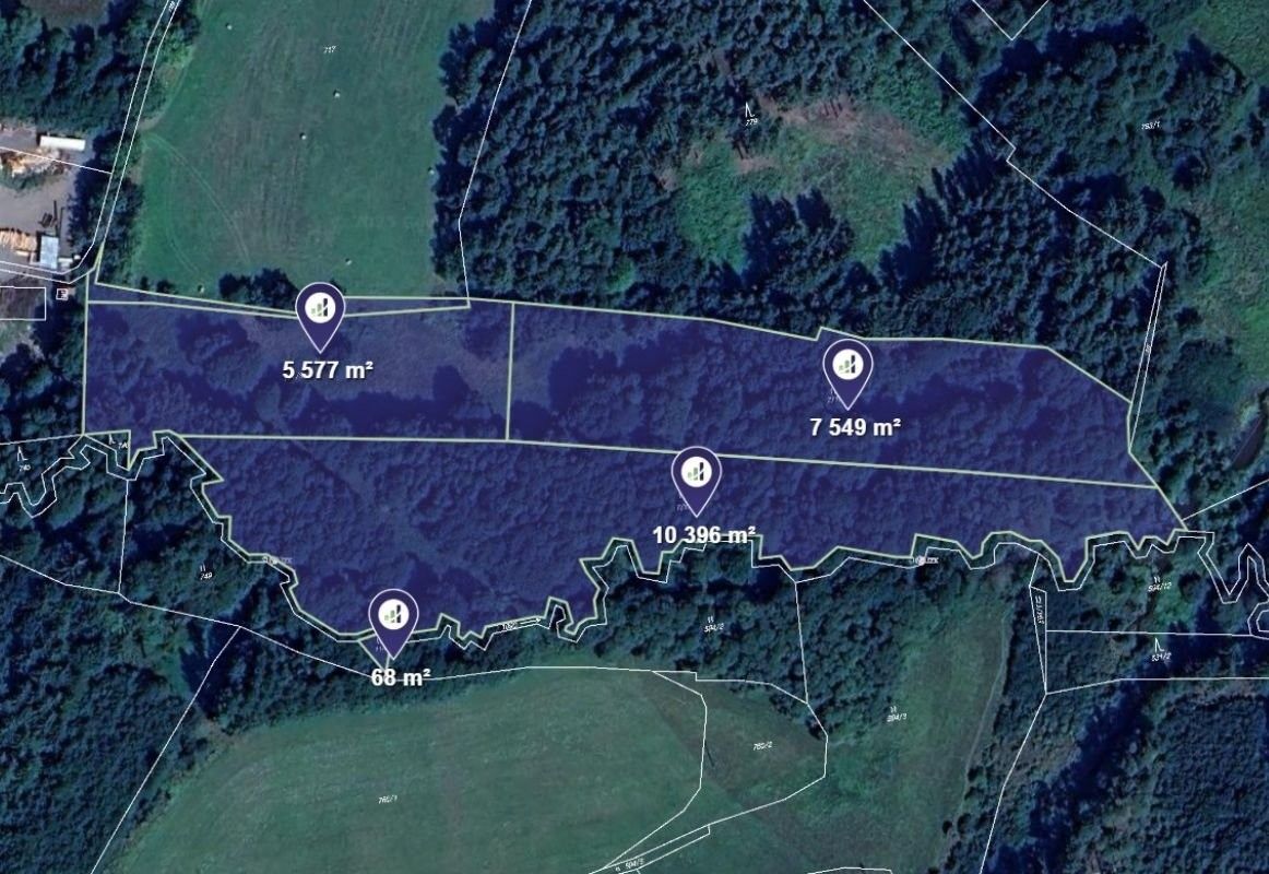 Louky, Stráž, 23 590 m²