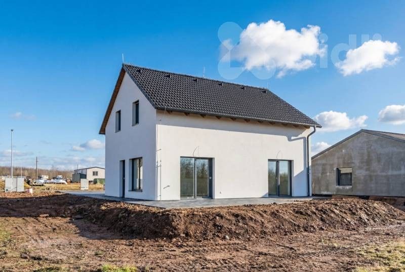 Rodinné domy, U Karlovky, Újezdeček, 119 m²