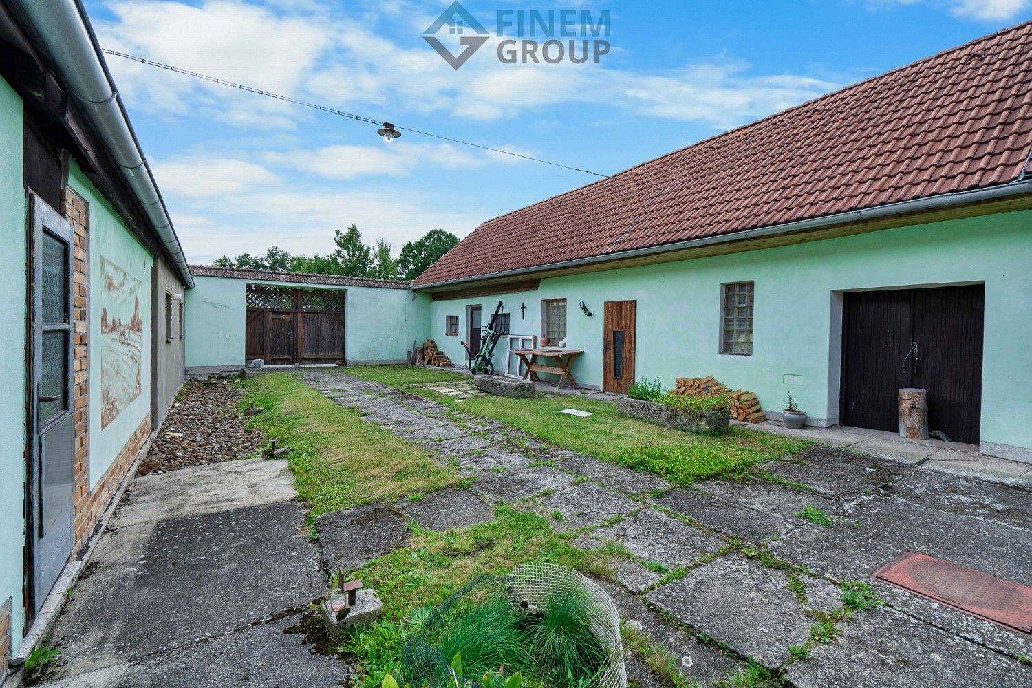 Prodej rodinný dům - Jílovice, okres České Budějovice, Jihočeský kraj, 728 m² - 2