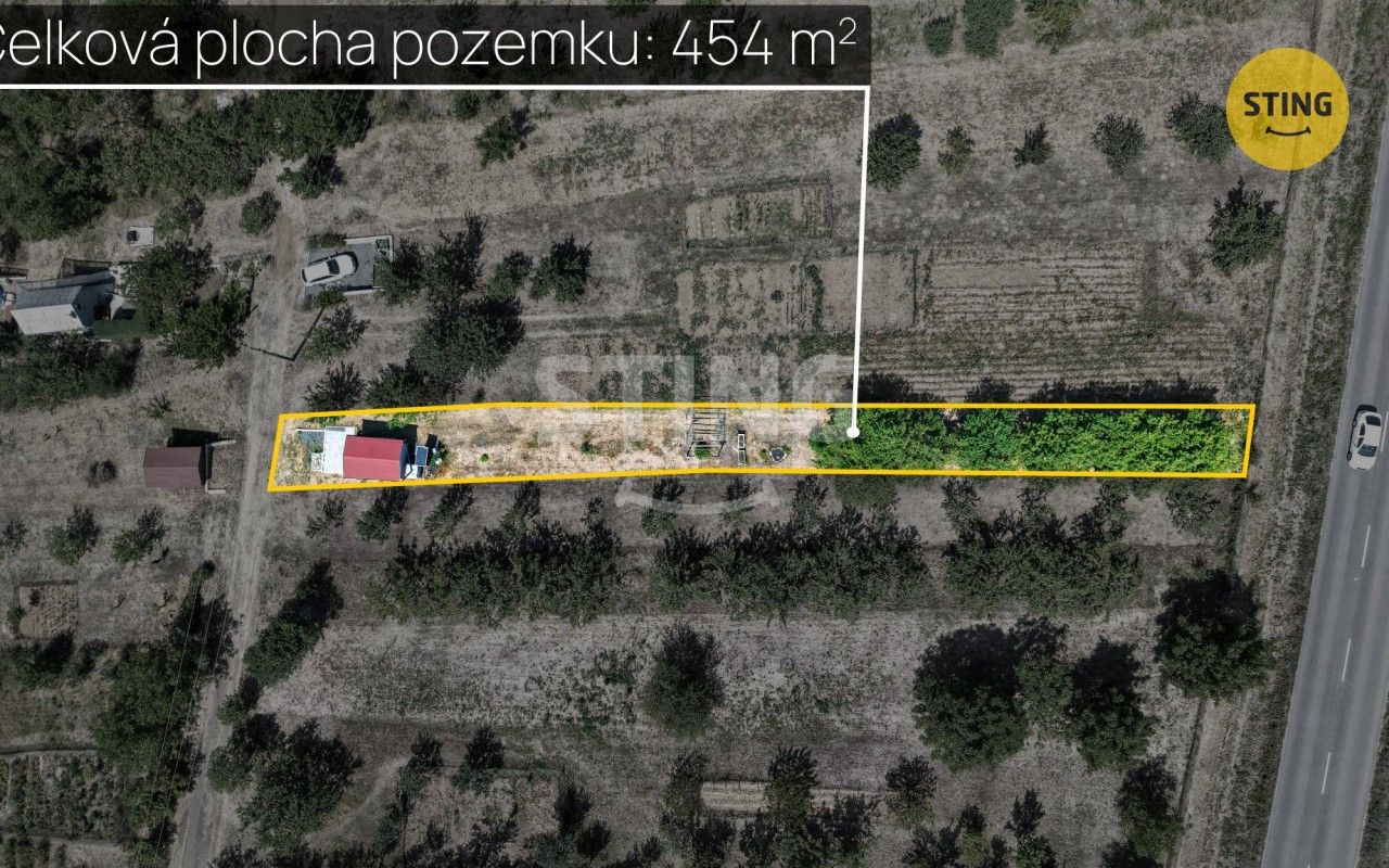 Zahrady, Kunovice, 454 m² - 2