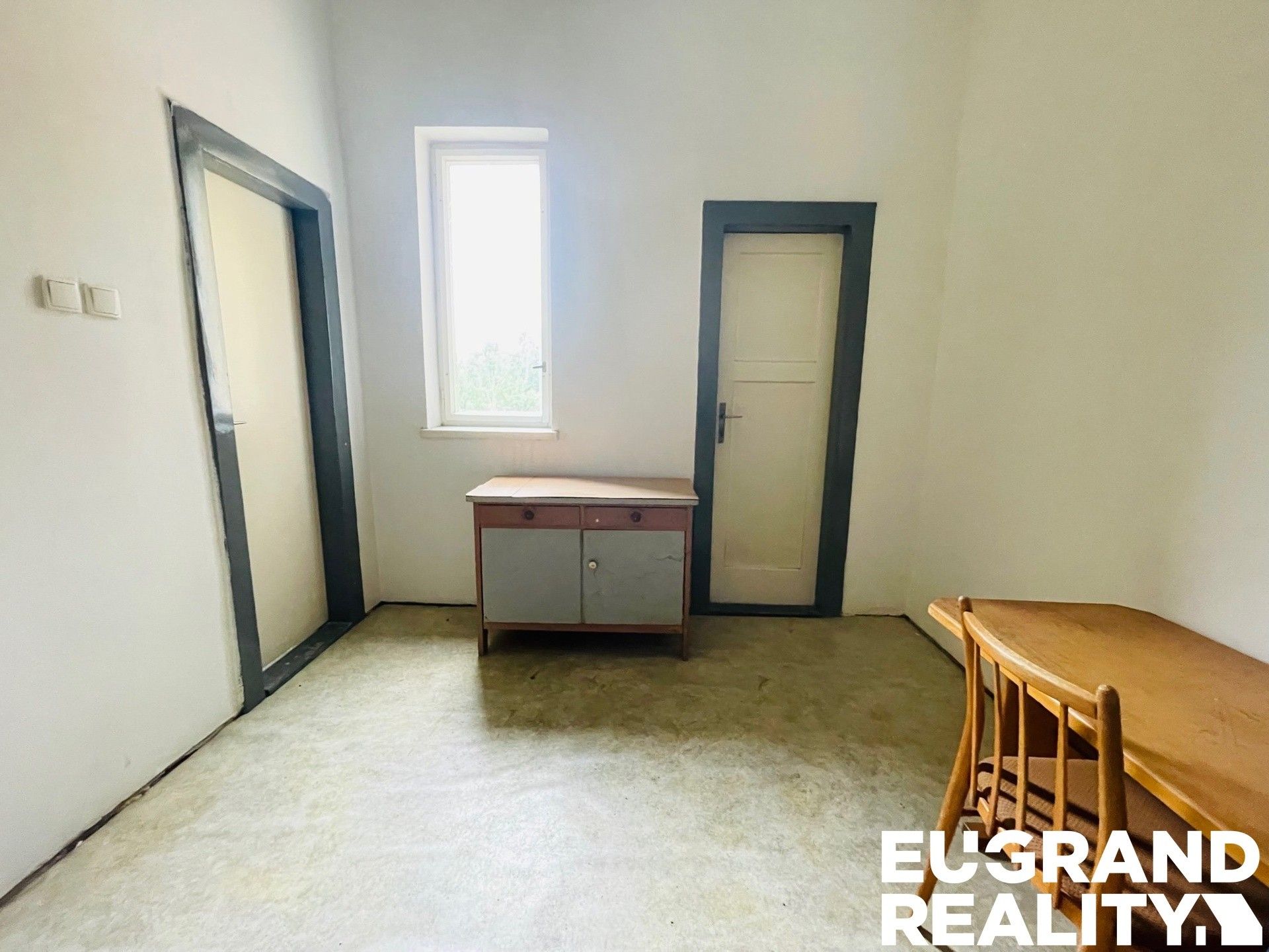 Pronájem sklad - Lipová, 26 m²