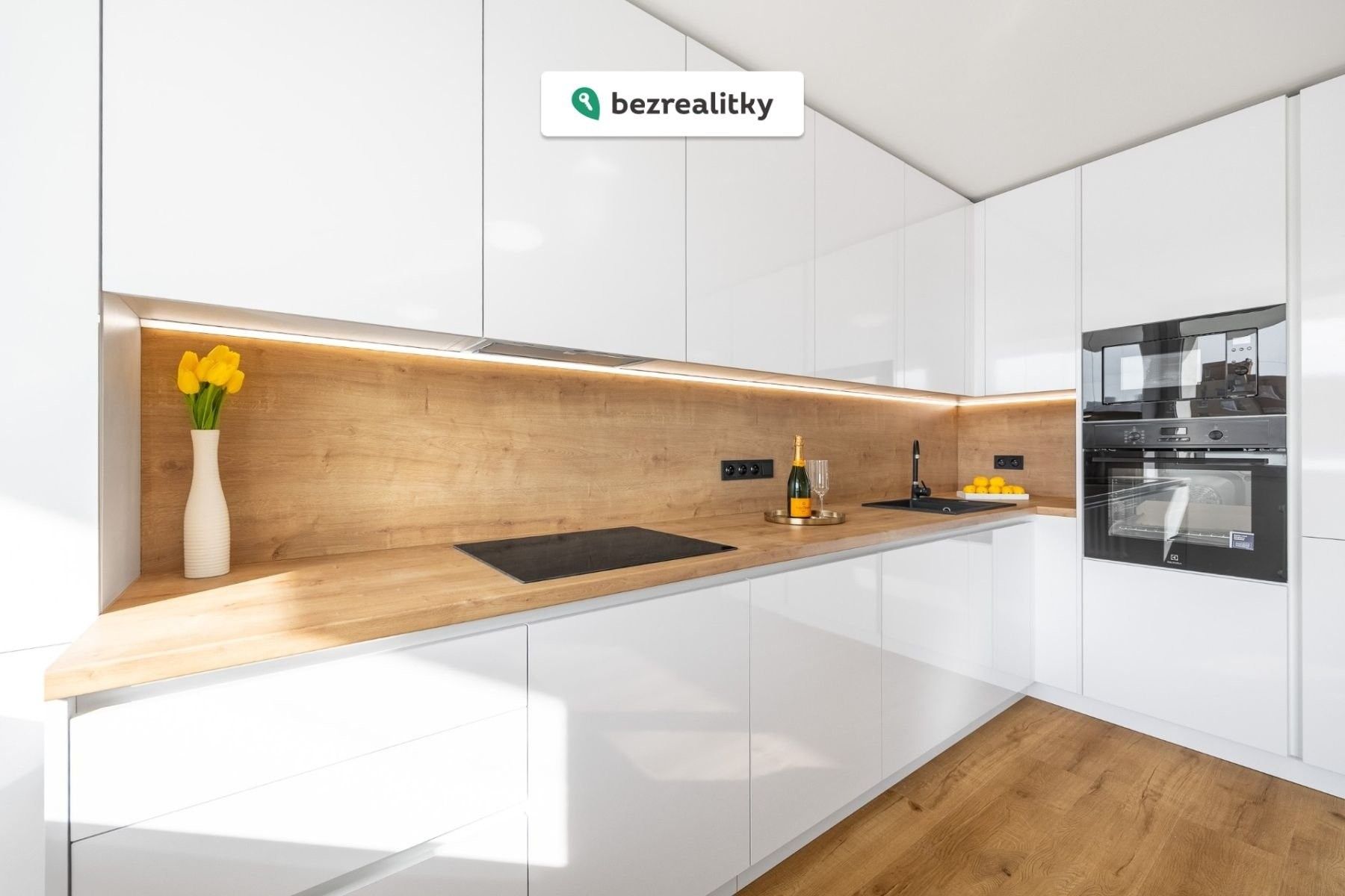 Prodej byt 3+kk - Zelenohorská 503, Praha, 75 m²